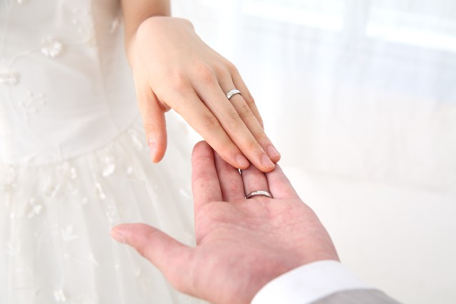 結婚指輪は愛媛県にある【プリベ石川ブライダル】！特別な日を彩る一生の「宝物」をご案内